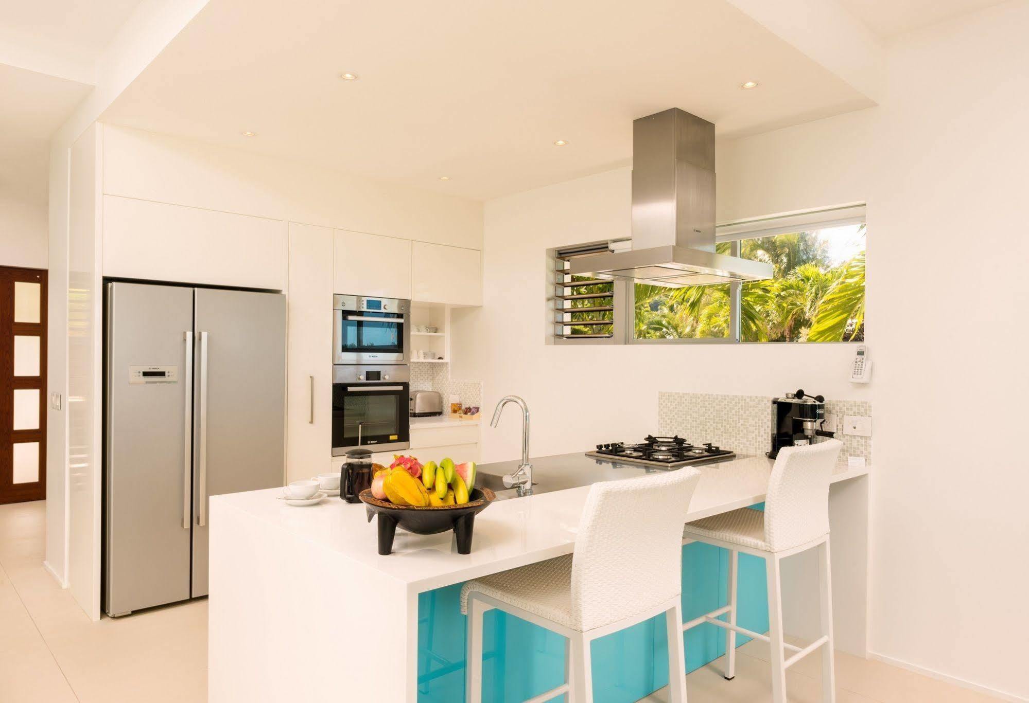 Crystal Blue Lagoon Villas Раратонга Экстерьер фото