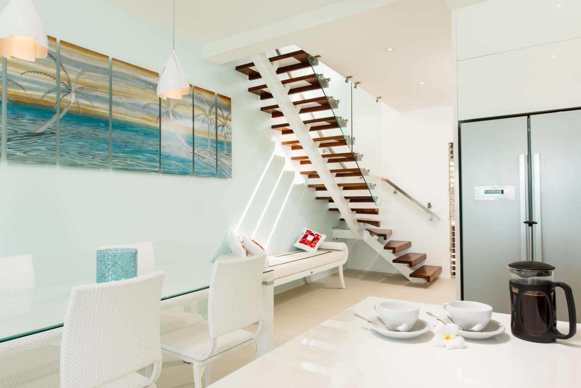 Crystal Blue Lagoon Villas Раратонга Экстерьер фото